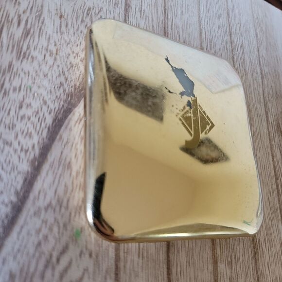 J cosmetic powder case with mirror golden glam handheld square decor compact - Picture 3 of 6